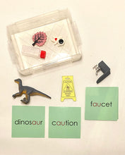 Load image into Gallery viewer, Montessori Individual Diphthong Phonogram (au) Object Box